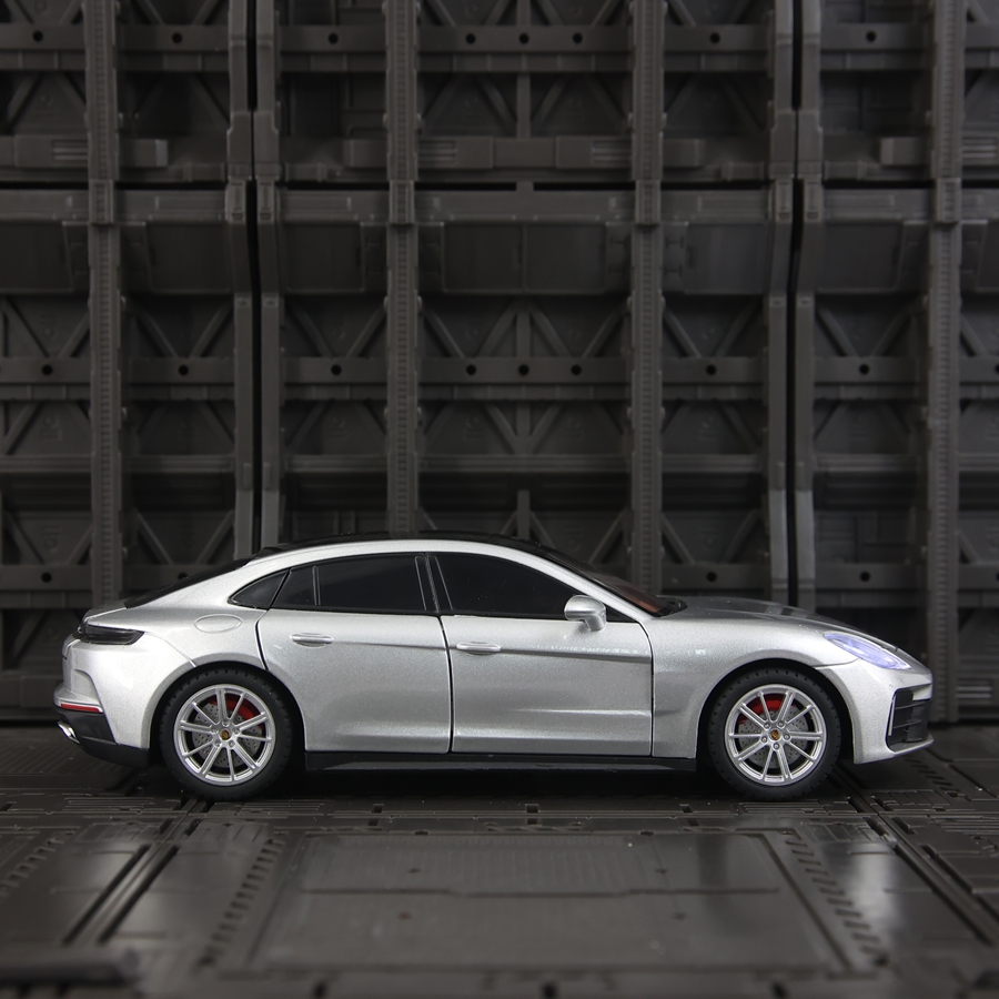 1:24 Simulate Porsche Panamera - Audio Music Car recension och pris